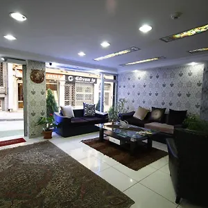 Hotel California, Istanbul